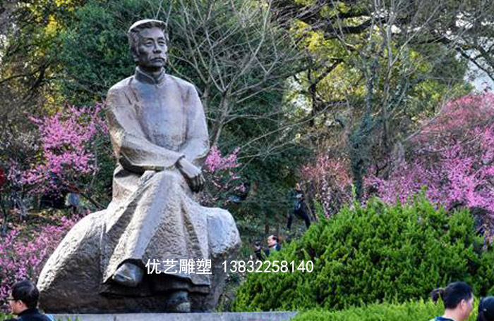 魯迅銅雕塑