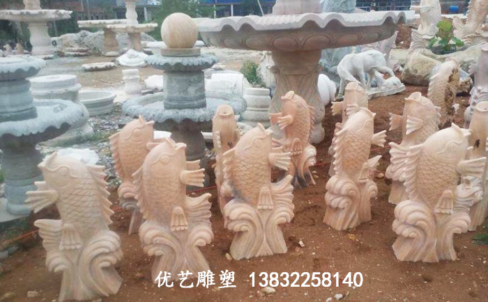 石雕魚噴泉