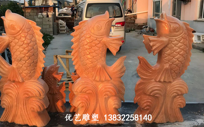 石雕魚噴泉