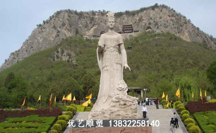 石雕女媧神像