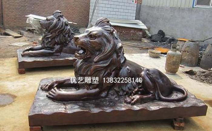 銅獅子雕塑