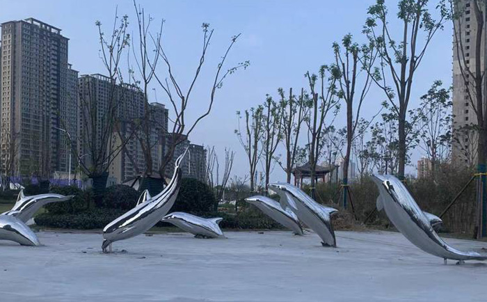 大型不銹鋼海豚雕塑