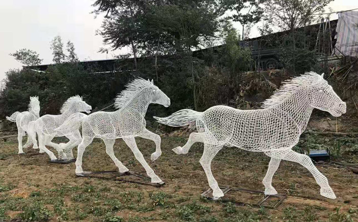 不銹鋼鏤空動(dòng)物雕塑