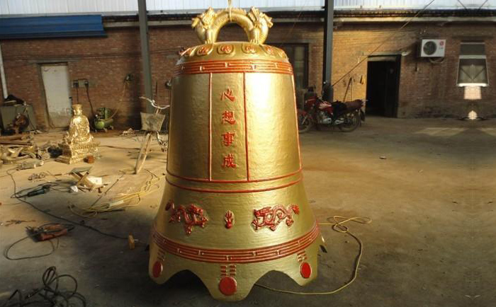 銅鐘雕塑
