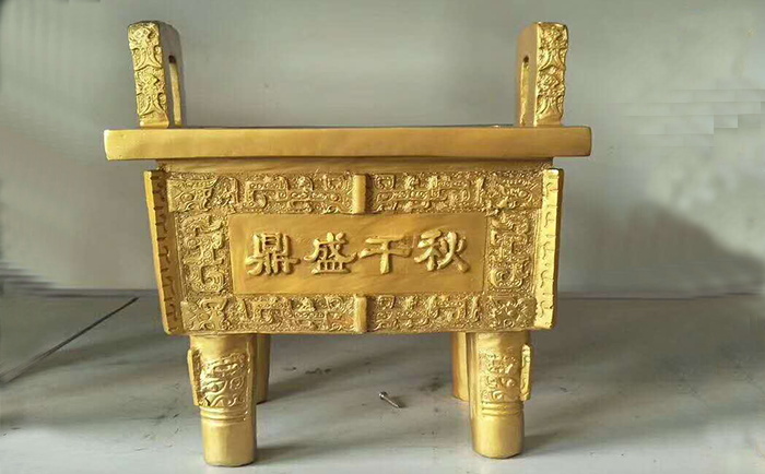 銅鼎雕塑細(xì)節(jié)